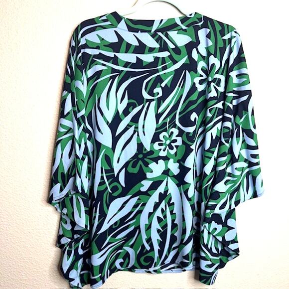 Belle by Kim Gravel Sz Large Twilight Flirty Floral Split Neck Poncho - Picture 4 of 11